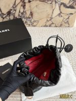 CHANEL lambskin leather small bag - Image 9