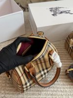 Burberry boston speedy20 bag size : 20 cm - Image 10
