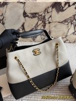 CHANEL 26S HOBO bag size : 35cm / 25cm - Image 4