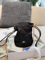 Burberry bucket bag size :  15×20 cm