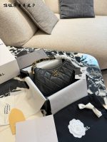 CHANEL 23K BAG SIZE : 23CM - Image 4