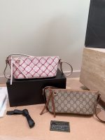 GUCCI BAG SIZE : 25CM