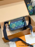 LOUIS VUITTON lv MAN  BAG