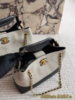 CHANEL 26S HOBO bag size : 35cm / 25cm - Image 6