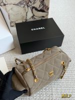 CHANEL SUEDE BOWLING BAG SIZE :  30 X 15cm - Image 6