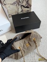 CHANEL SUEDE BOWLING BAG SIZE :  30 X 15cm - Image 7
