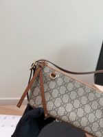 GUCCI BAG SIZE : 25CM - Image 9