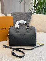 LOUIS VUITTON lv SPEEDY20 BLACK SIZE :  20×13×12cm - Image 3