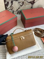 Loro Piana Extra Pocket size :  19cm
