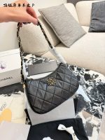 CHANEL 23K BAG SIZE : 23CM