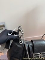 BALENCIAGA Pamela BAG SIZE : 22CM/ 32 CM - Image 5