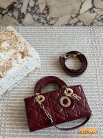 DIOR lady dior joy Patent leather size :  22 cm