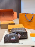 LOUIS VUITTON lv vanity toiletry bag size :  26 x 13cm - Image 4