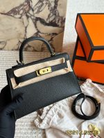 Hermes kelly bag size ：19*12.5cm - Image 3
