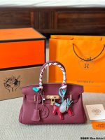 Hermes birkin  bag size : 30 cm