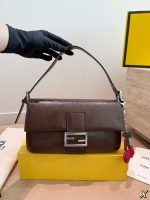 FENDI Baguette  size : 26 cm - Image 2