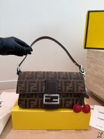 FENDI Baguette  size : 26 cm