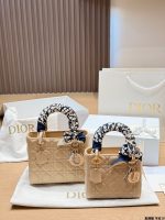 DIOR lady dior beige  size : 20cm