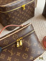 LOUIS VUITTON lv vanity Toiletry Bag size : 16cm 20cm 26cm 30cm - Image 3