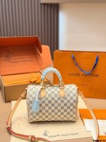 LOUIS VUITTON LV speedy25 cm white