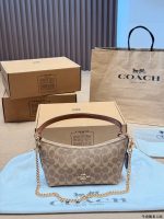 Coach Carmen Mini size : 20 x12cm - Image 3