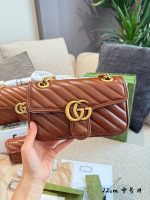 Gucci  Marmont   bag size :16/22/26cm