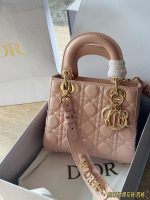 DIOR lady dior pink  size : 21cm