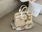 Hermes birkin  bag size : 25 cm