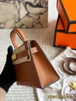 Hermes kelly  bag size ：19*12.5cm - Image 3