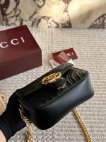 Gucci  Marmont chain  bag size : 17*14 cm - Image 3