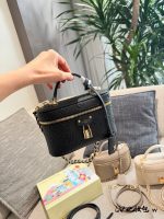 LOUIS VUITTON lv vanity  bag size :19×11.5×6.5cm - Image 2