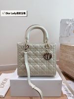 Dior lady dior Patent leather size： 17cm/21cm/24cm - Image 3