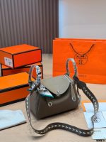 Hermes lindy bag size : 26cm - Image 3