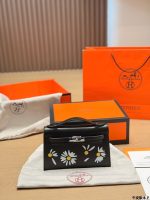 Hermès Kelly 24 crossbody bag size : 24 x14 cm - Image 3