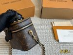 LOUIS VUITTON lv vanity  Bag size : 19*14cm - Image 4