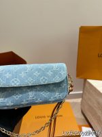 LOUIS VUITTON lv ivy bag size : 22*12cm - Image 3