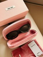 MIUMIU sunglasses - Image 3