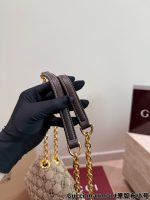 Gucci  Marmont  bag size : 23CM - Image 3