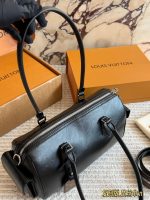 LOUIS VUITTON LV Speedy Cargo Vibe size : 28 x 17cm - Image 3