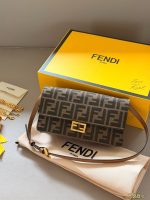 FENDI woc size：21*12cm