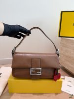 FENDI Baguette  size : 26 cm - Image 6