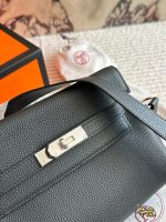 Hermes kelly bag size : 24 x 18cm - Image 4