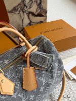 LOUIS VUITTON LV speedy30 cm black denim - Image 4