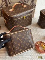 LOUIS VUITTON lv vanity Toiletry Bag size : 16cm 20cm 26cm 30cm - Image 5