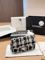 chanel CF double flap bag timeless  size : 25cm - Image 4