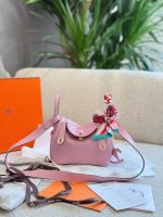 Hermes lindy mini  bag size : 19cm - Image 5