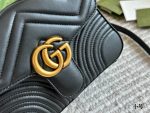 Gucci  Marmont handle  bag size : 20/27 cm - Image 7