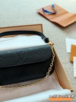 LOUIS VUITTON lv ivy crossbody size : 22 x13cm - Image 3