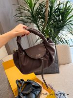 FENDI Spy Bag size : 25cm - Image 7