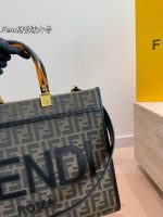 Fendi tote  size : 36 cm - Image 4
